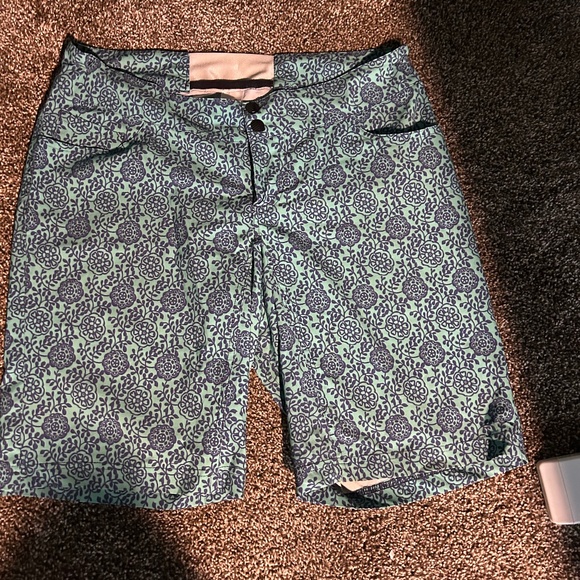 Shebeest Skinny Americano - Picture 1 of 3